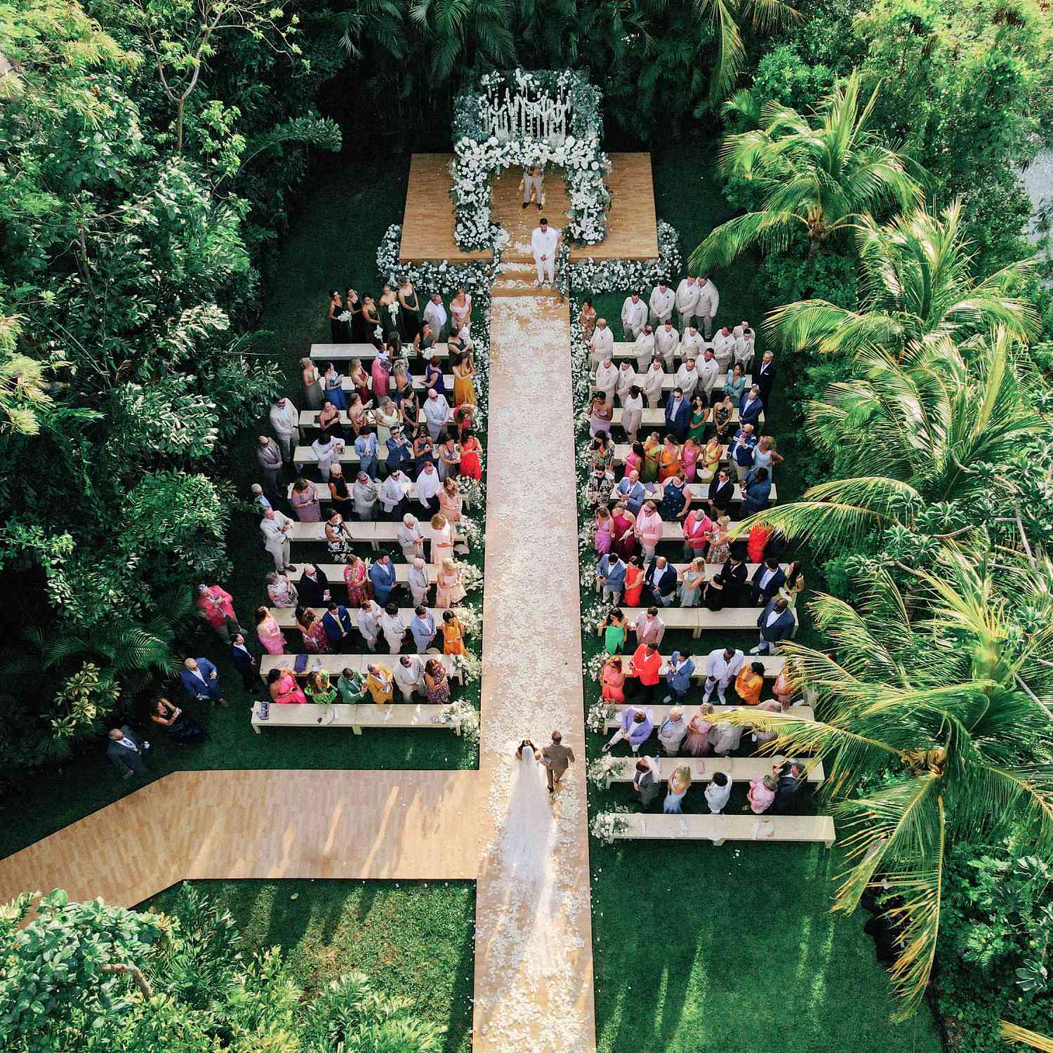 Comment choisir son vidéaste drone pour un mariage à Bordeaux - Blog VEA STUDIO